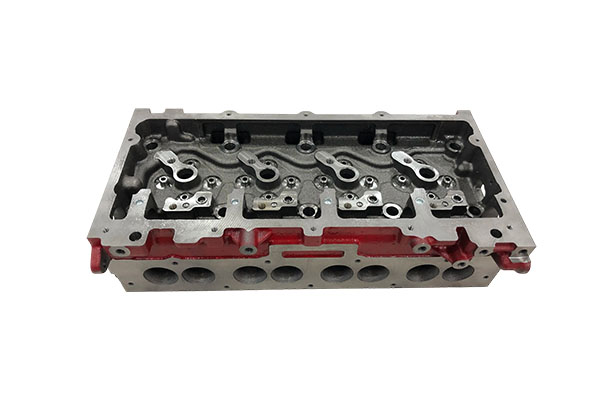 CUMMINS 2.8 Cylinder Head